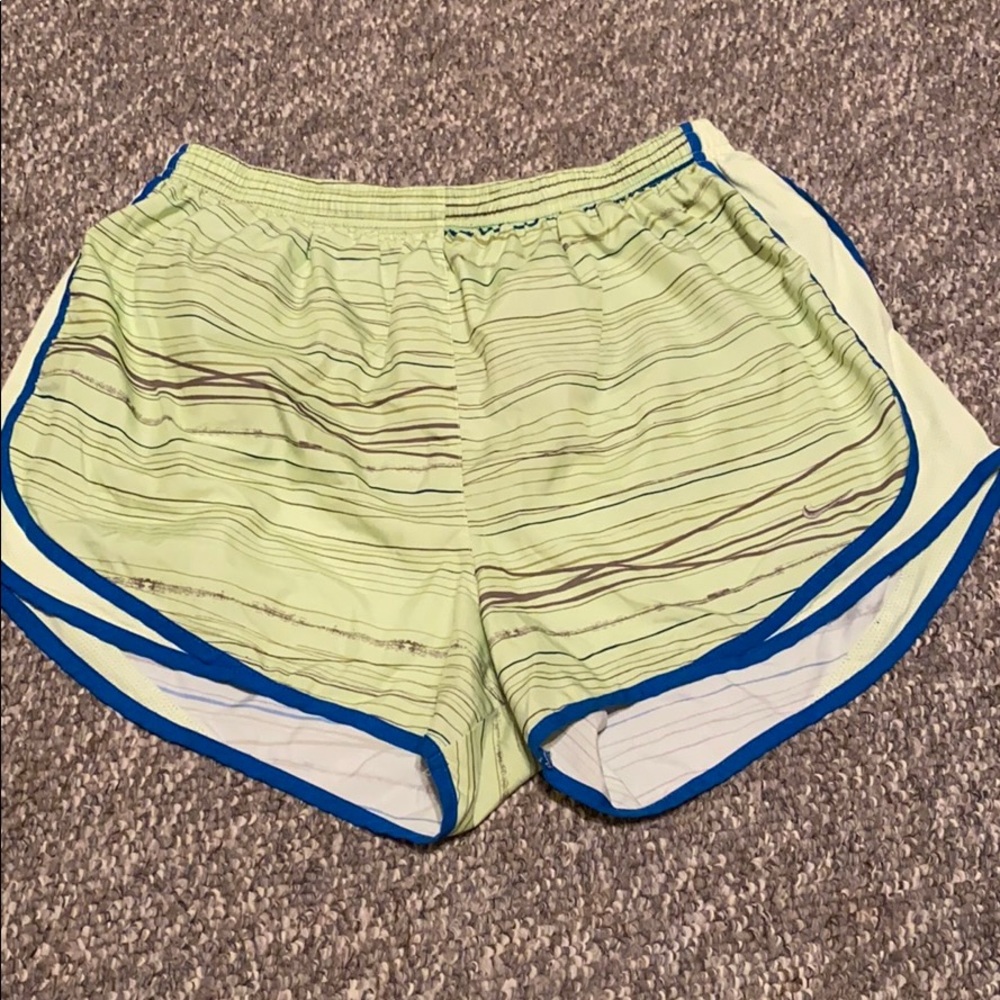 PreLoved Nike Dri-Fit shorts XL